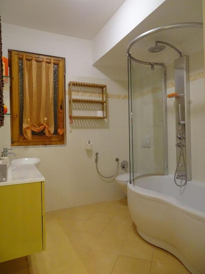 Casa Dell'Aura Bed & Breakfast Киавари Екстериор снимка